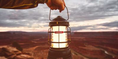 las mejores lamparas y linternas de camping